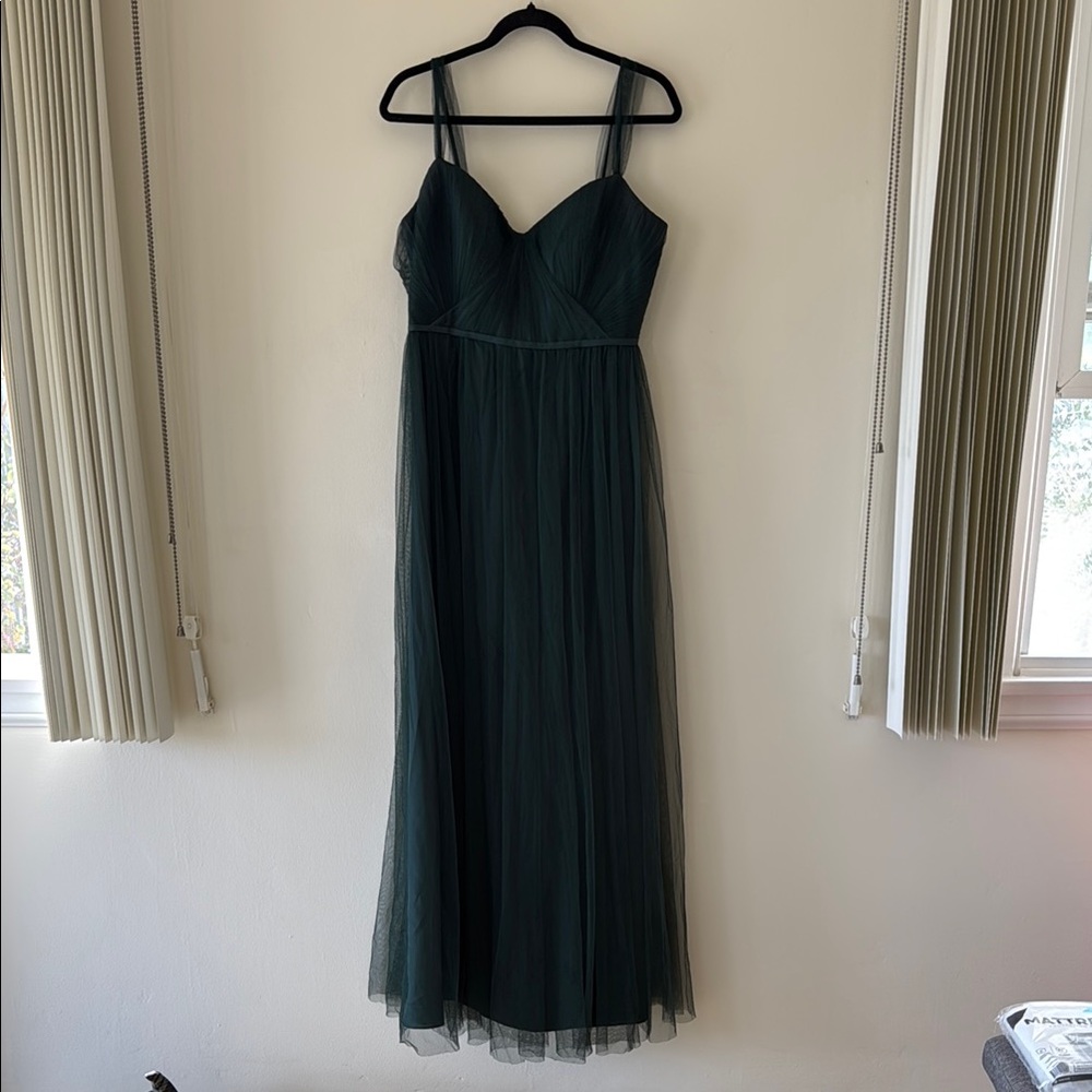 Elegant Green Evening Gown